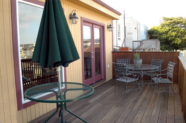 05-Deck